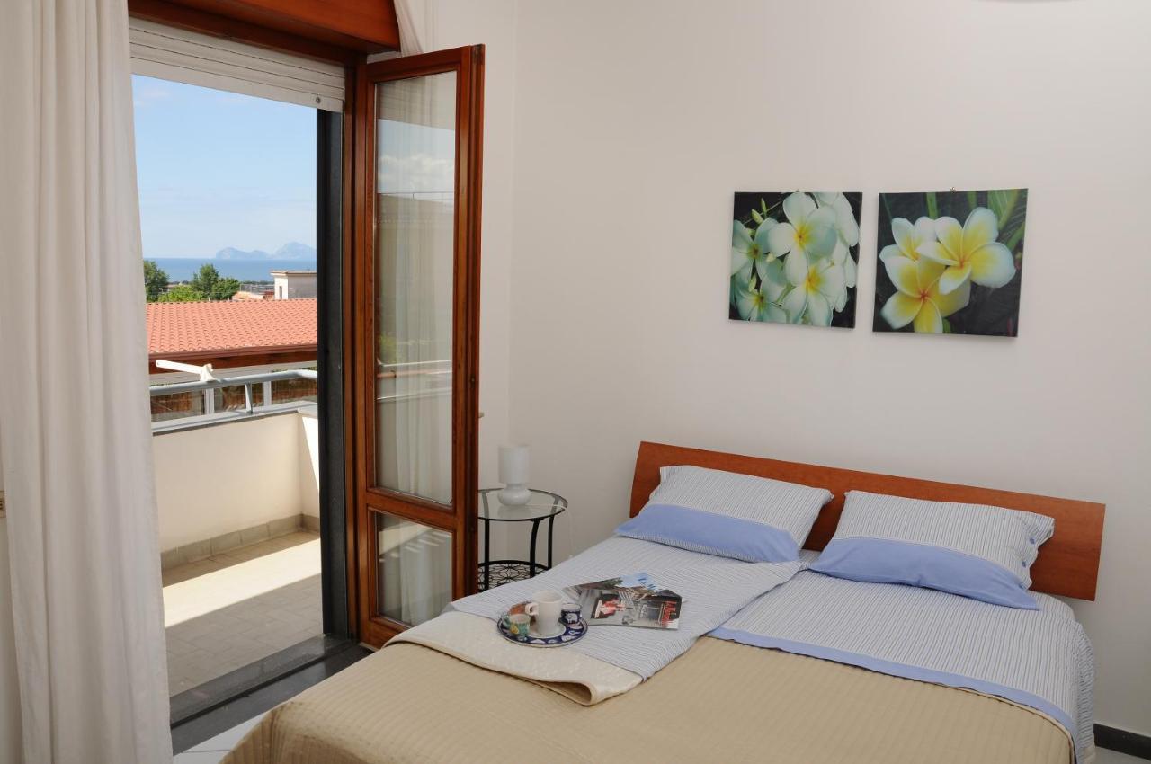 B&B Casa di Donna Trecase Bagian luar foto