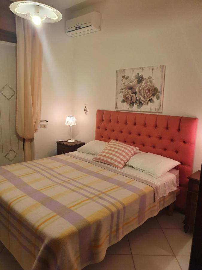B&B Casa di Donna Trecase Bagian luar foto